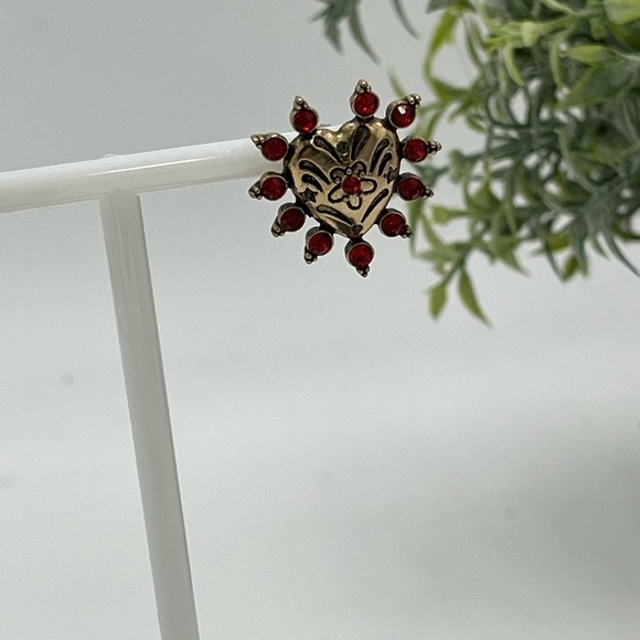 BETSEY JOHNSON Sparkling Red & Gold Hearts POST EARRINGS! - Picture 10 of 14